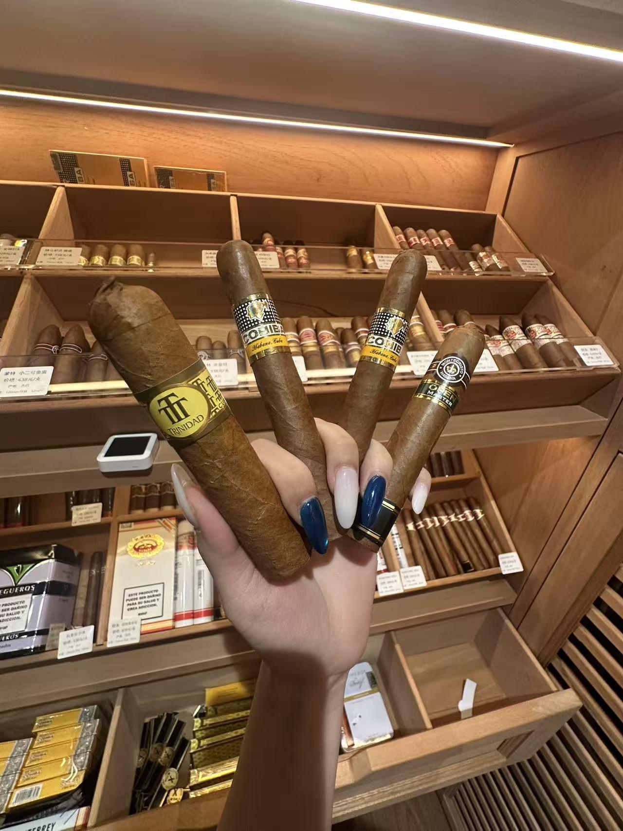 一茄在手，货我全有。