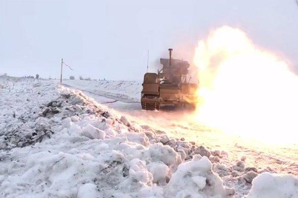 一段关于Courier机器人使用最新Skolia火焰喷射器的视频已经出现

战斗