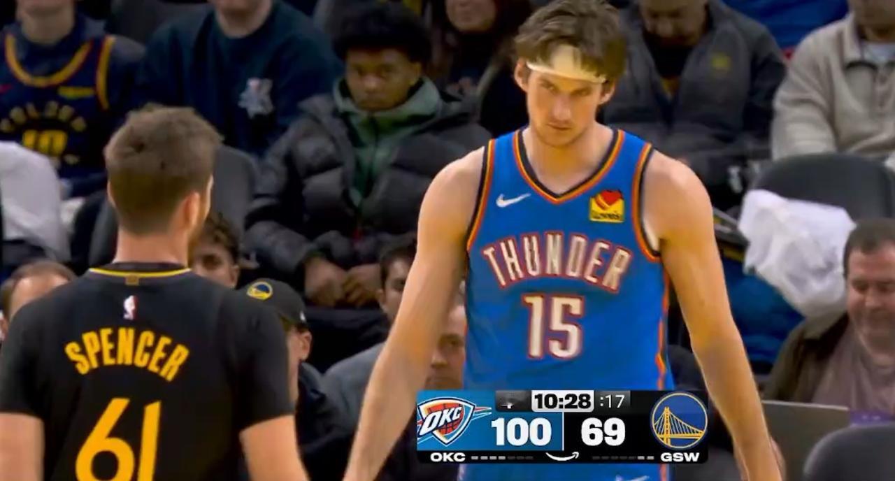 主场作战，勇士青年军不敌雷霆


今日北京时间11：00，勇士结束了东征三连客，