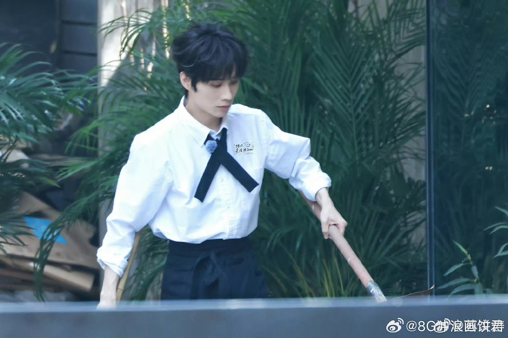 井胧 走到哪收拾到哪是种天赋 看见扫把就开干，井胧这收拾天赋太强！走到哪收拾到哪