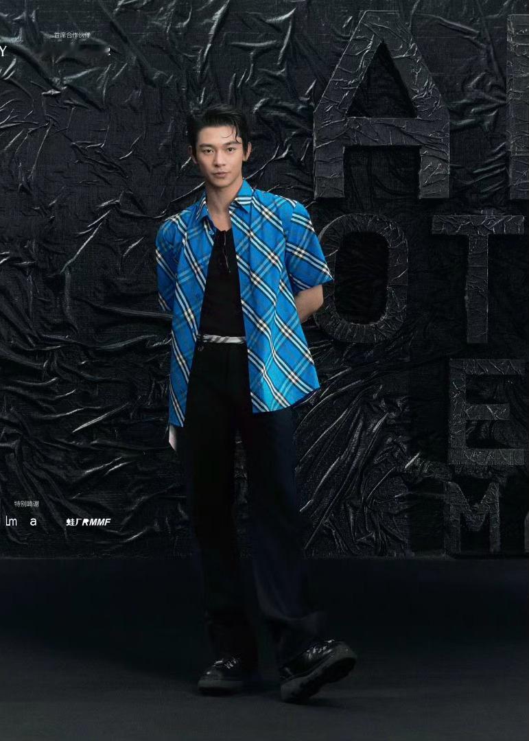 AnotherMan杂志创刊一周年活动红毯公式照张宥浩、陈妍希、屈楚萧、王天辰、