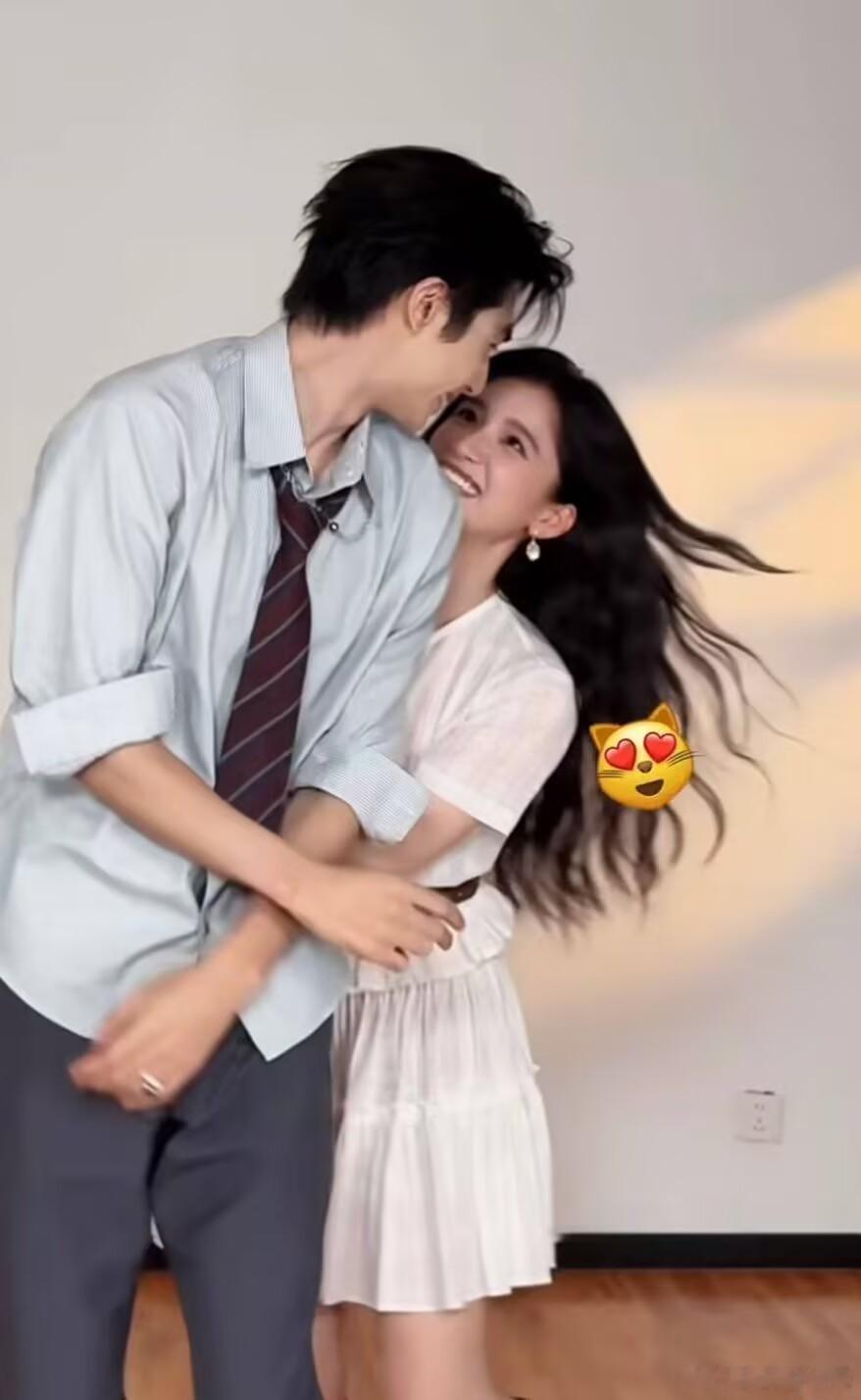 宋威龙张婧仪没站稳这一下啊啊啊啊啊啊甜晕了 