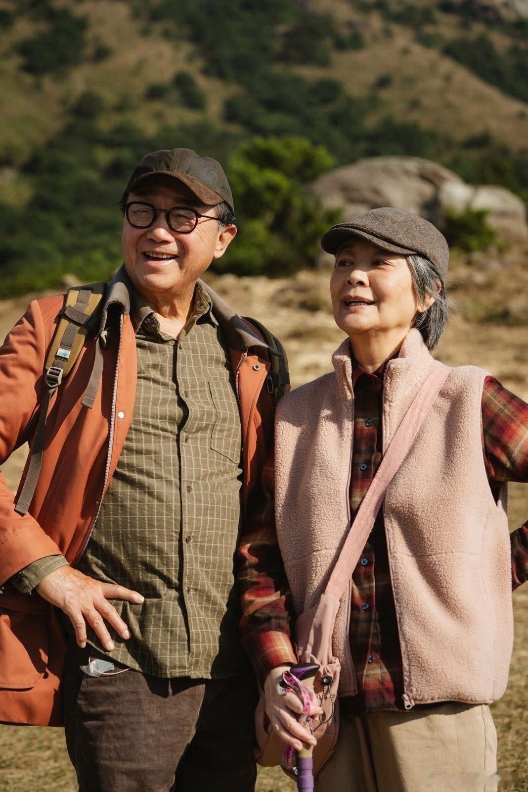 翁子光执导的首部贺岁片《金多宝》发布剧照。除了金燕玲、钟雪莹、吕爵安、李尚正、杨