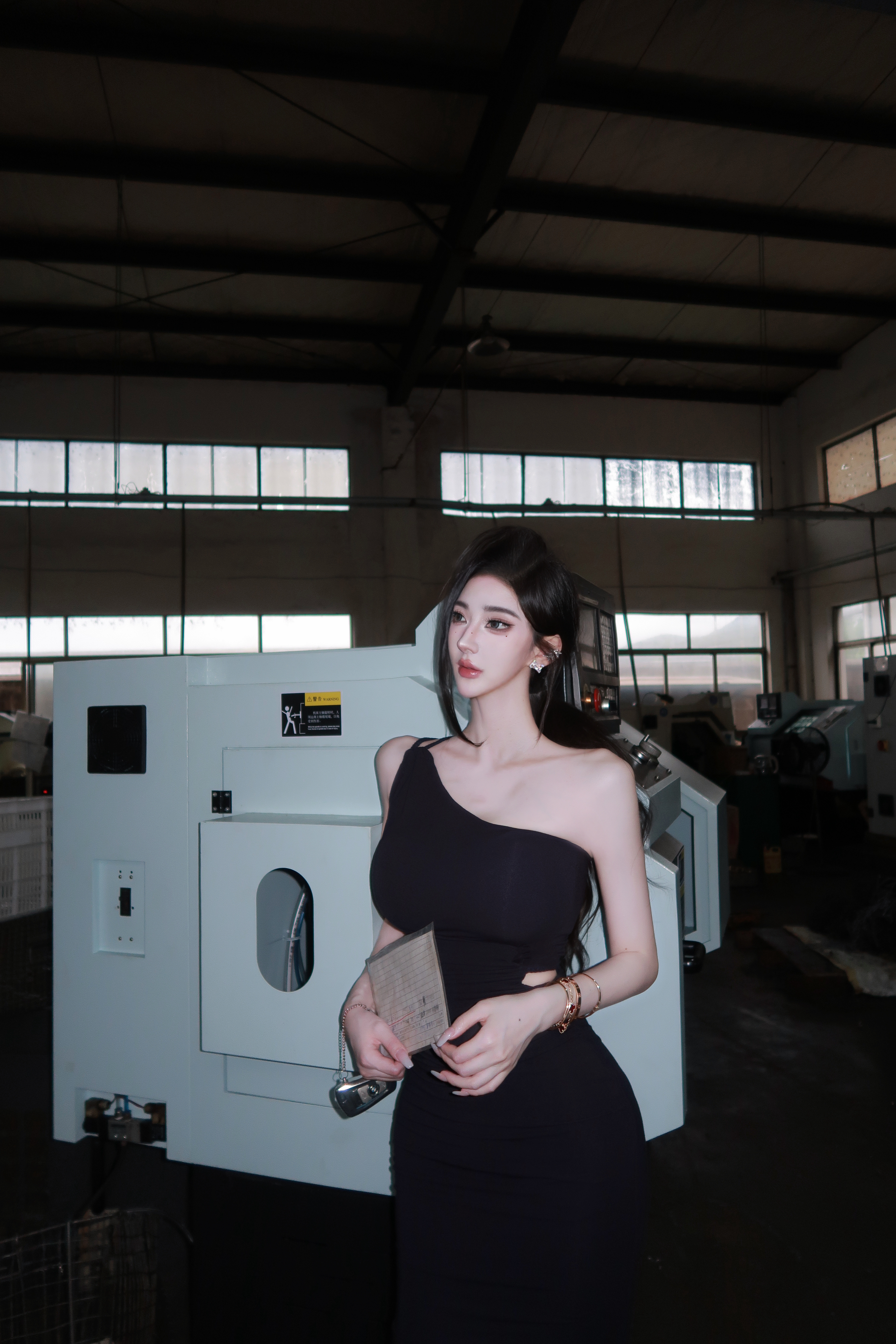 原来我是老板女儿啊 这么累 我还以为我是牛马呢  ​​​