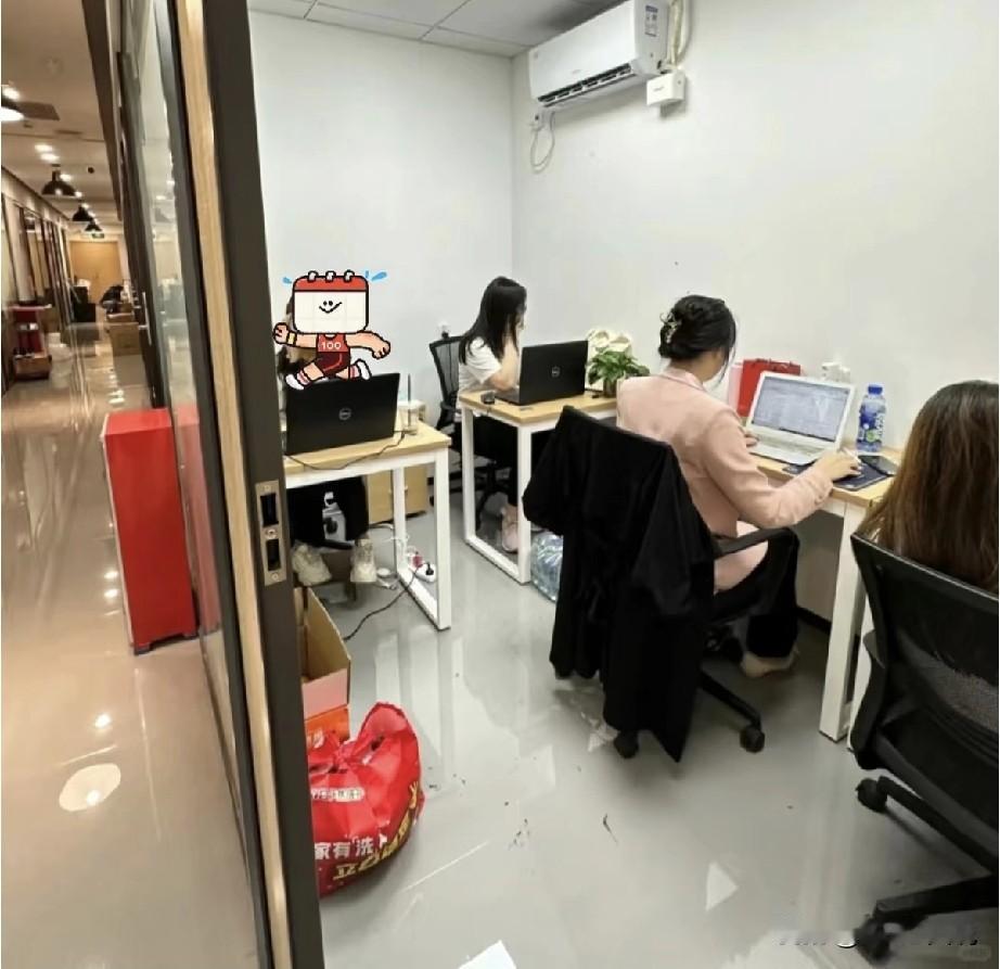 作为一个为公司和员工谈裁员至少上百例，同时自己也曾作为被裁人员和公司谈赔偿的双面