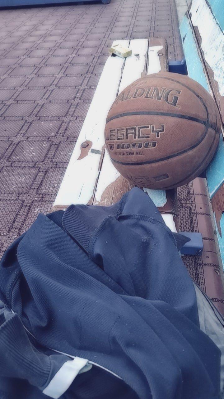 6：7：3，30个罚球线位置投过16个。100个三分球投进31个。 ​​​