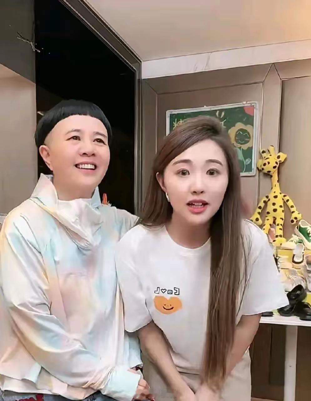 金龟子女儿30天带货销售额超千万有些人就是吃不到葡萄说葡萄酸，人家也是凭自己的本