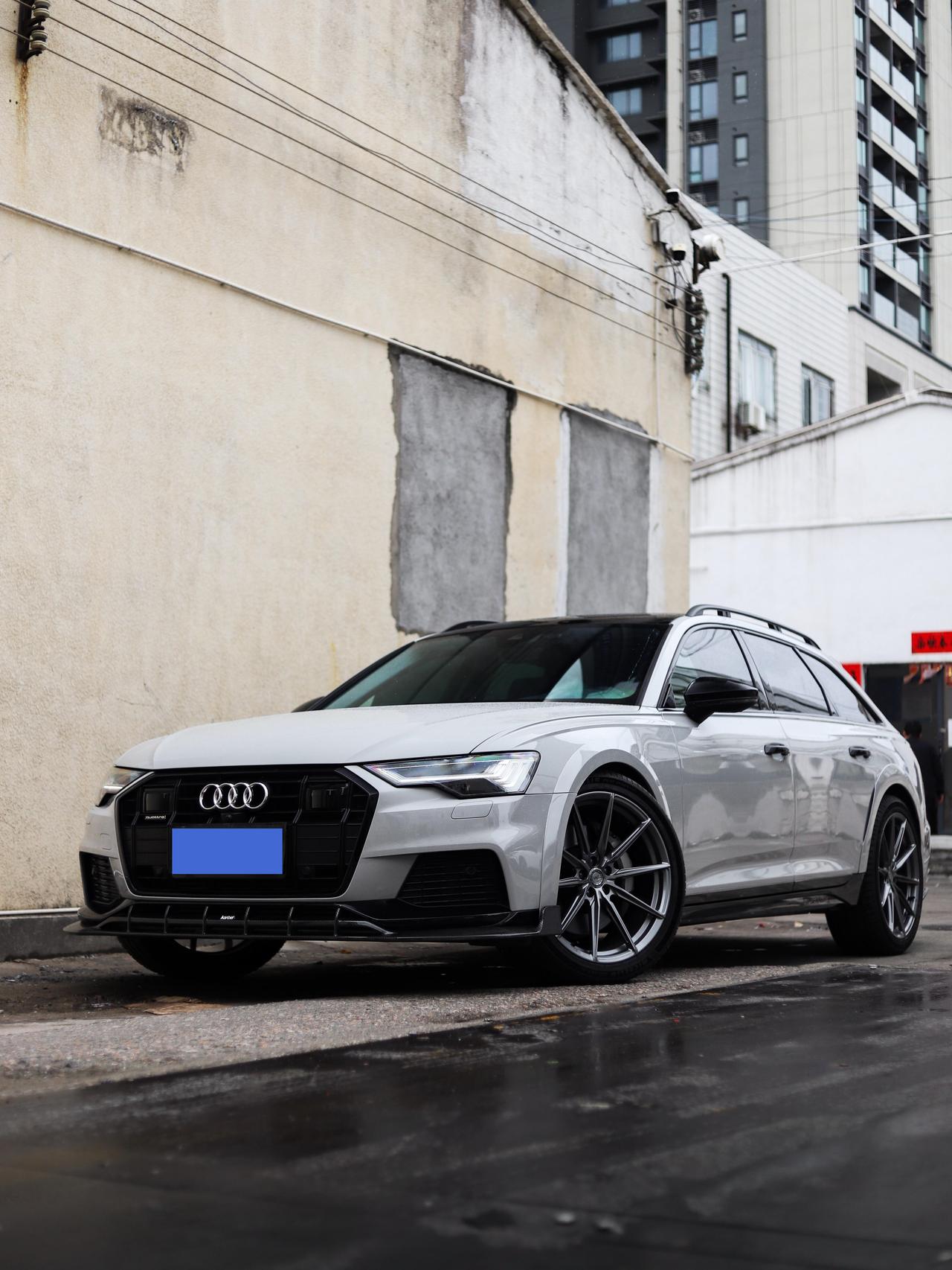 😎📷在国内还愿意玩A6 allroad这种小众旅行车的人，审美一般都不会差。