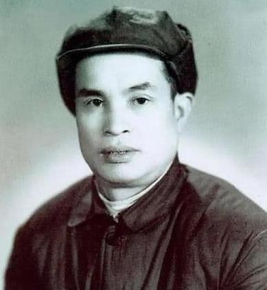 1936年，毛主席警卫员身患重病，医生竟然将他活着推进太平间，毛主席下令严查，原