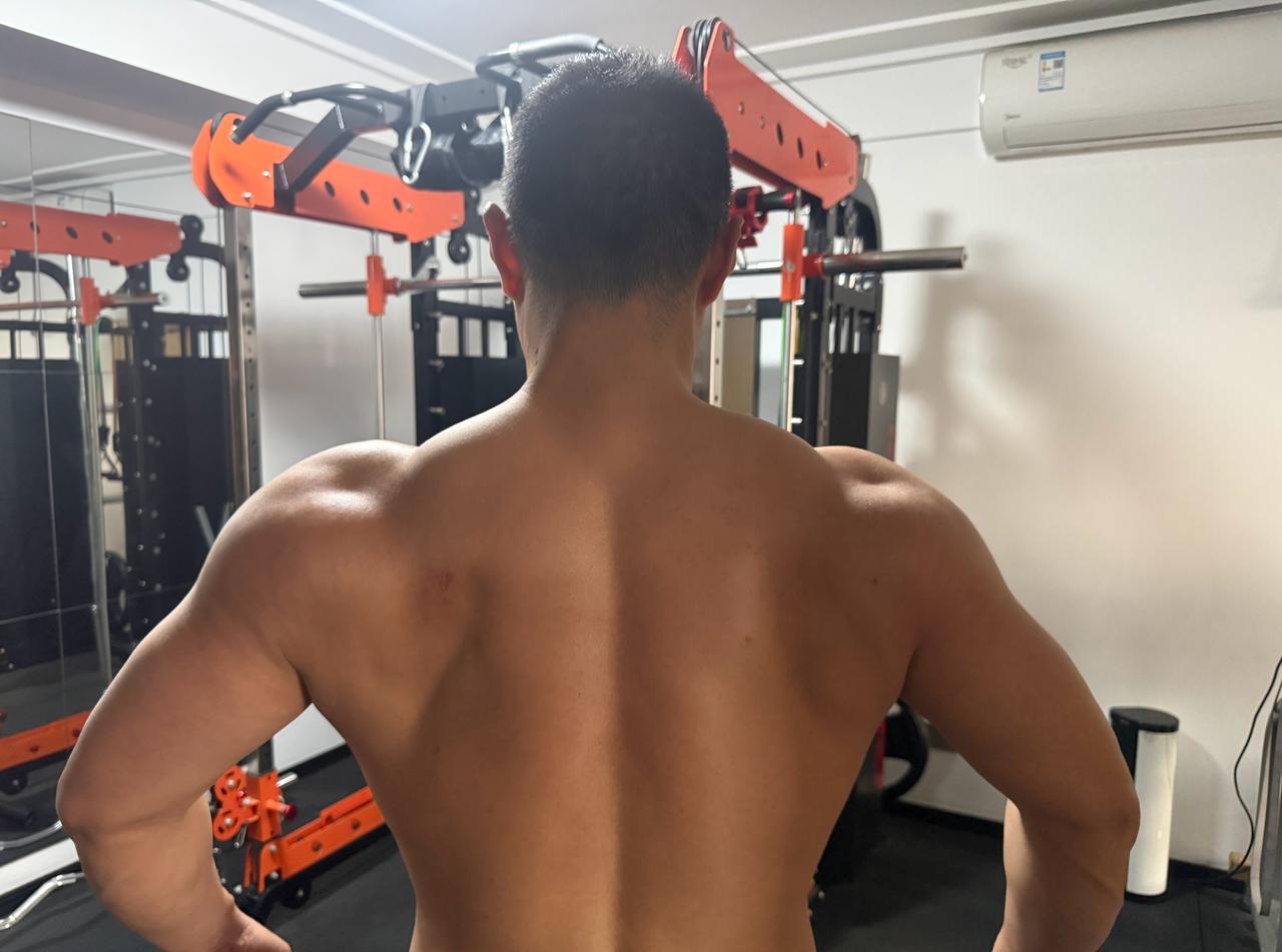 反正没有背，加油继续。 ​