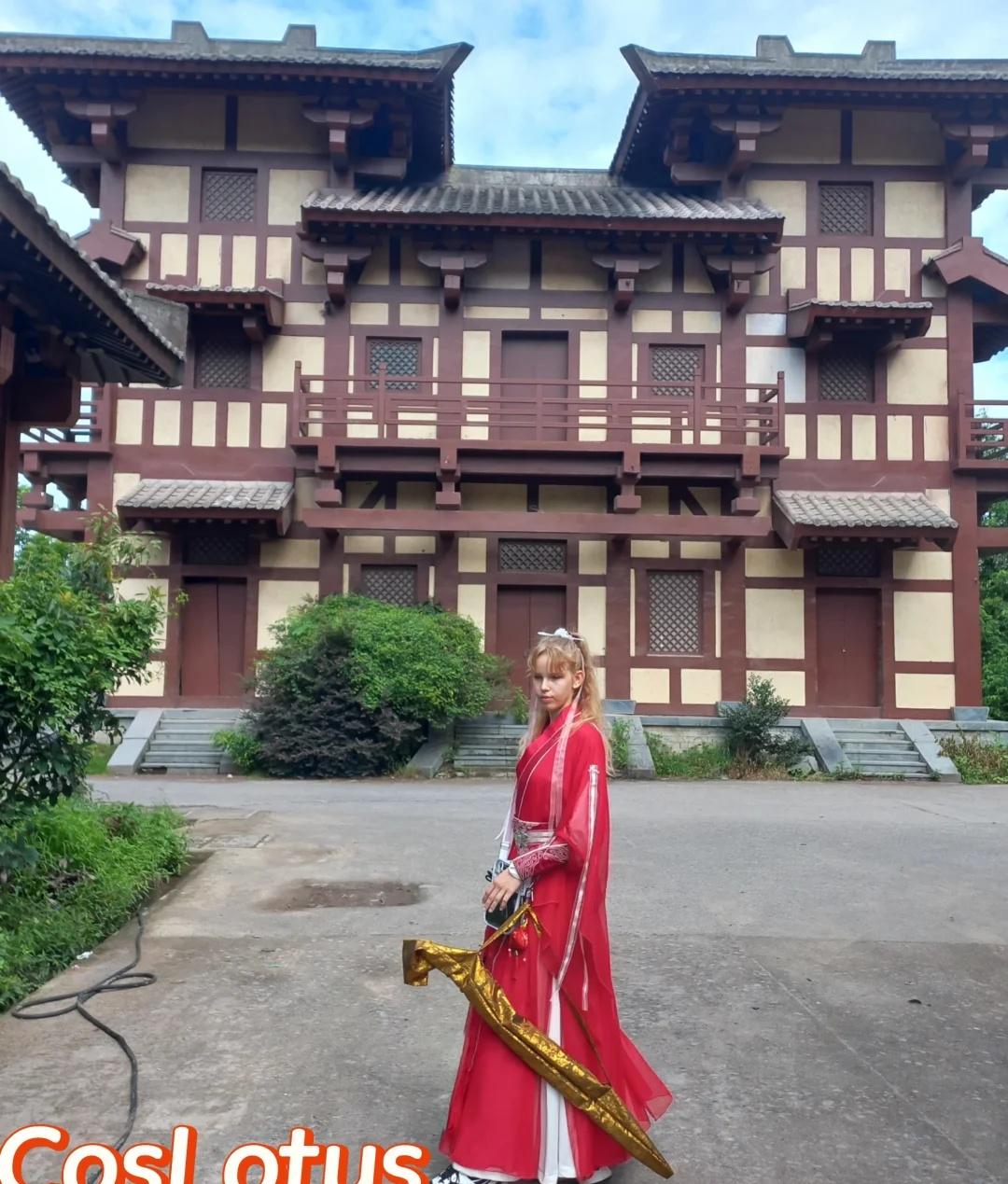 李相夷在南城
春秋唐园 成毅 莲花楼
