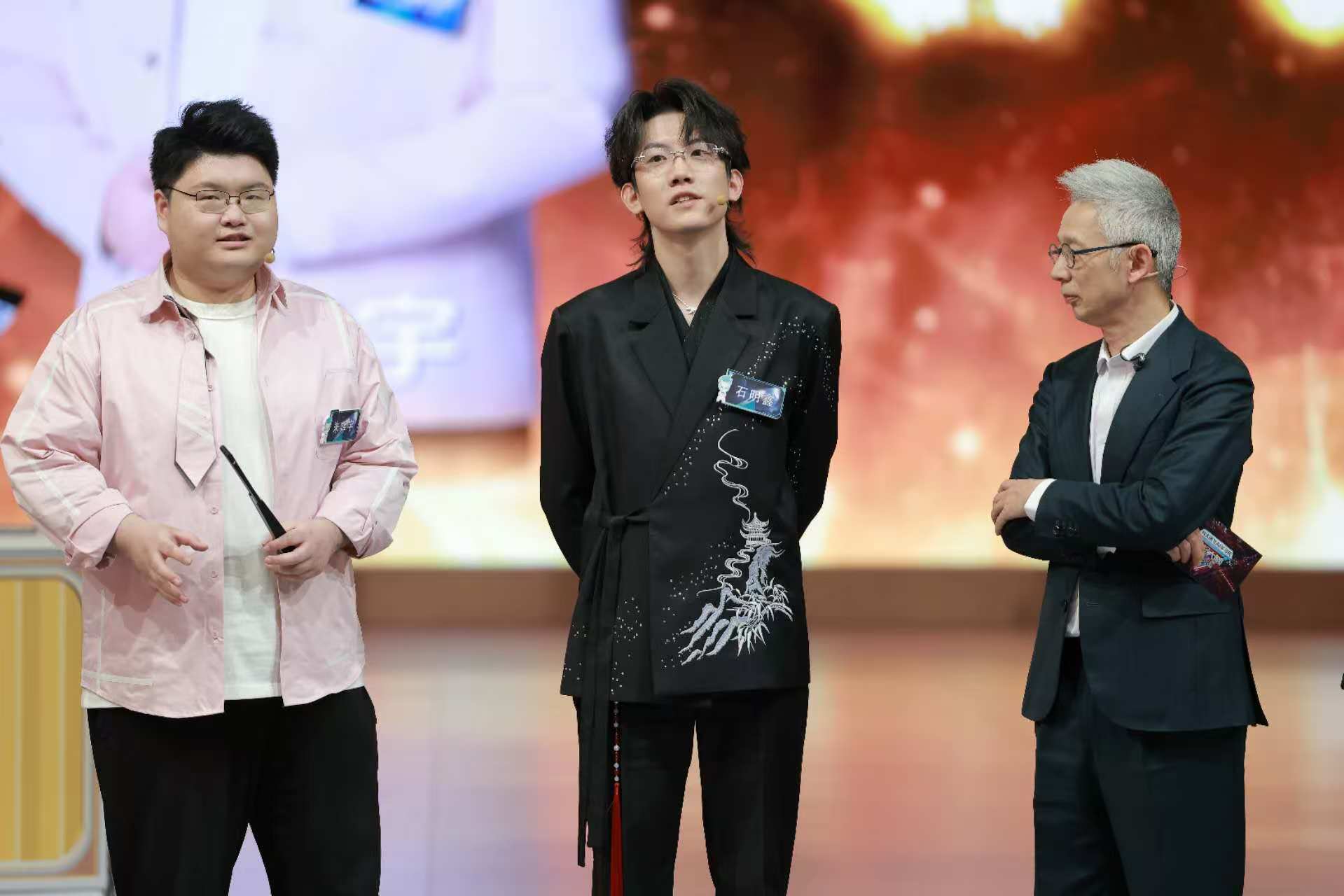 石明鑫脑王最强大脑从一路突围到登顶全球脑王，石明鑫凭实力圆梦，这份荣耀当之无愧，