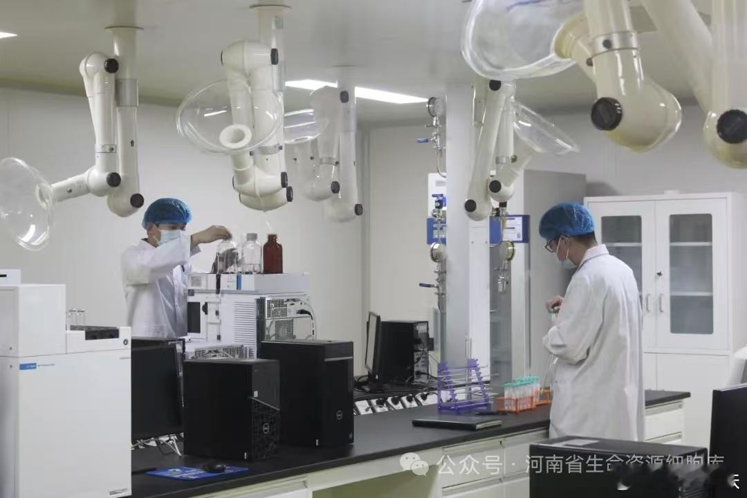 细胞科技过去离老百姓远，离弱势群体更远。现在，中原慈善生命银行战略签约仪式顺利举