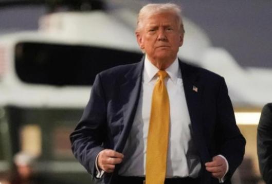 特朗普愁容满面！日本给他来了个下马威！
 
谁能想到，前几天还在马来西亚东盟峰会