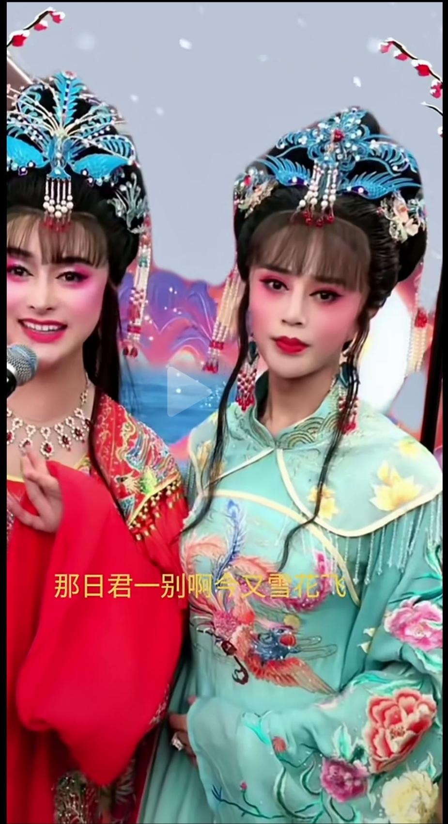 大美妈妈往后可怎么活呀，这么俊俏的孩子。
化完妆比女生还标致。
既优秀又善良，年