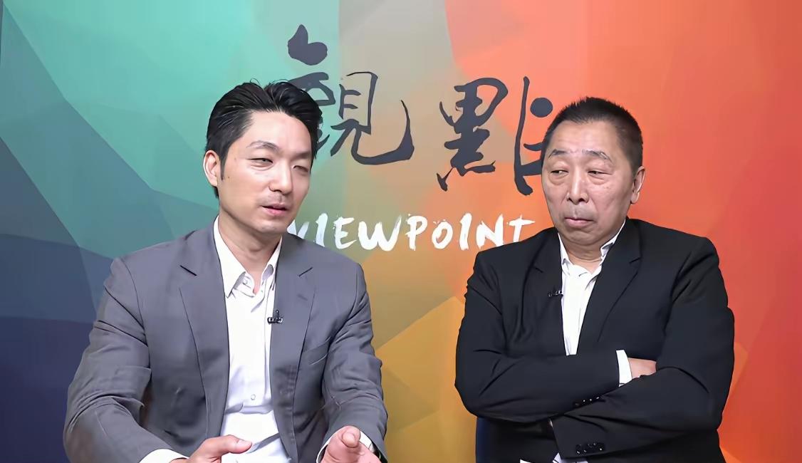 唐湘龙与蒋万安的那场访谈，唐湘龙没事先打个招呼，就直奔主题：你觉得谁比较有诚意？