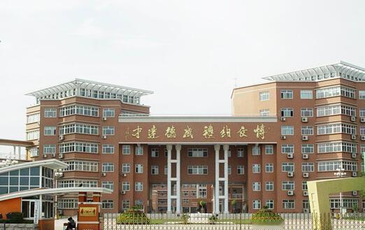 学区刚划，房价先涨

20个小区家长连夜算房贷

南阳一中附中圈定申伯大道到医圣