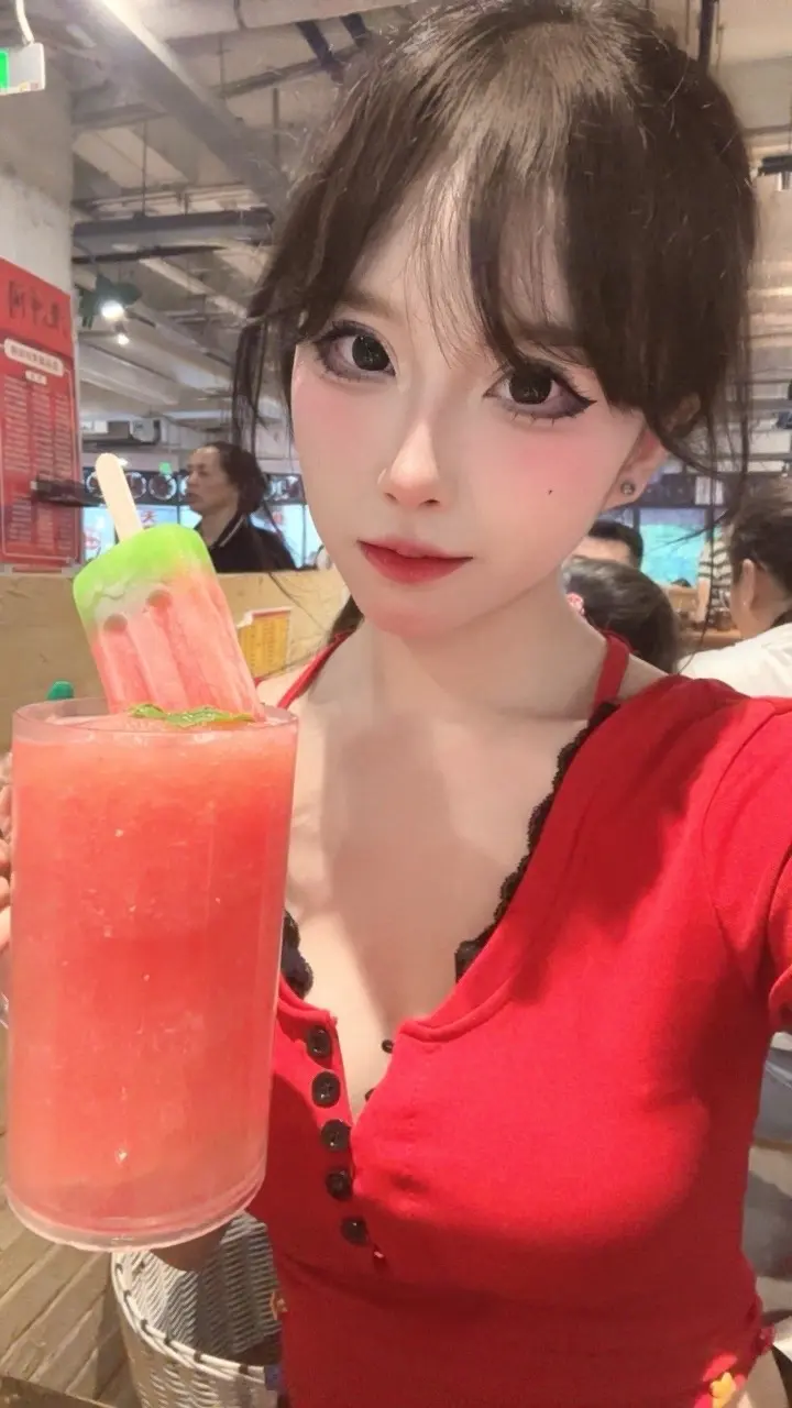 嗯嗯嗯嗯嗯🤔。。？！