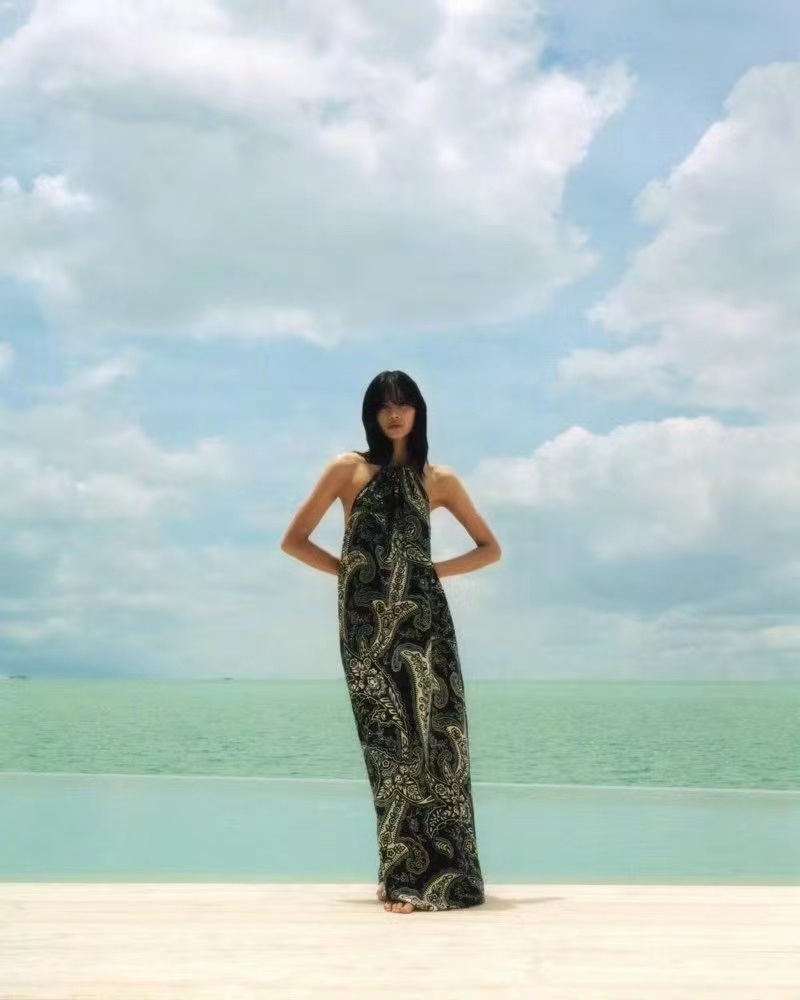#Lisa夏日画报##Lisa夏日系列大片#Lisa夏日系列大片，[色][色] 