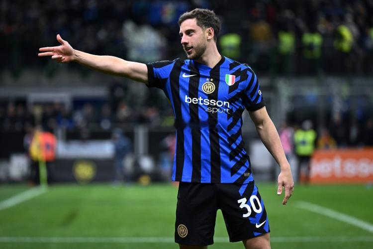 据国米新闻网报道称，国米接近与卡洛斯·奥古斯托续约至2030年，年薪300万欧。