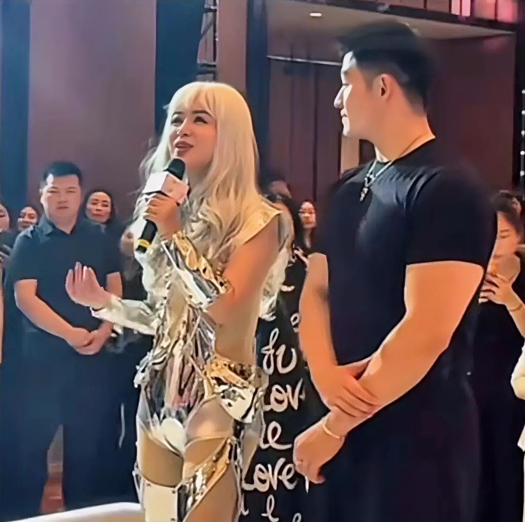 看来任任是真的爱上了？他说要陪于文红一辈子，要给她养老。大宝：那是该我做的事，旁