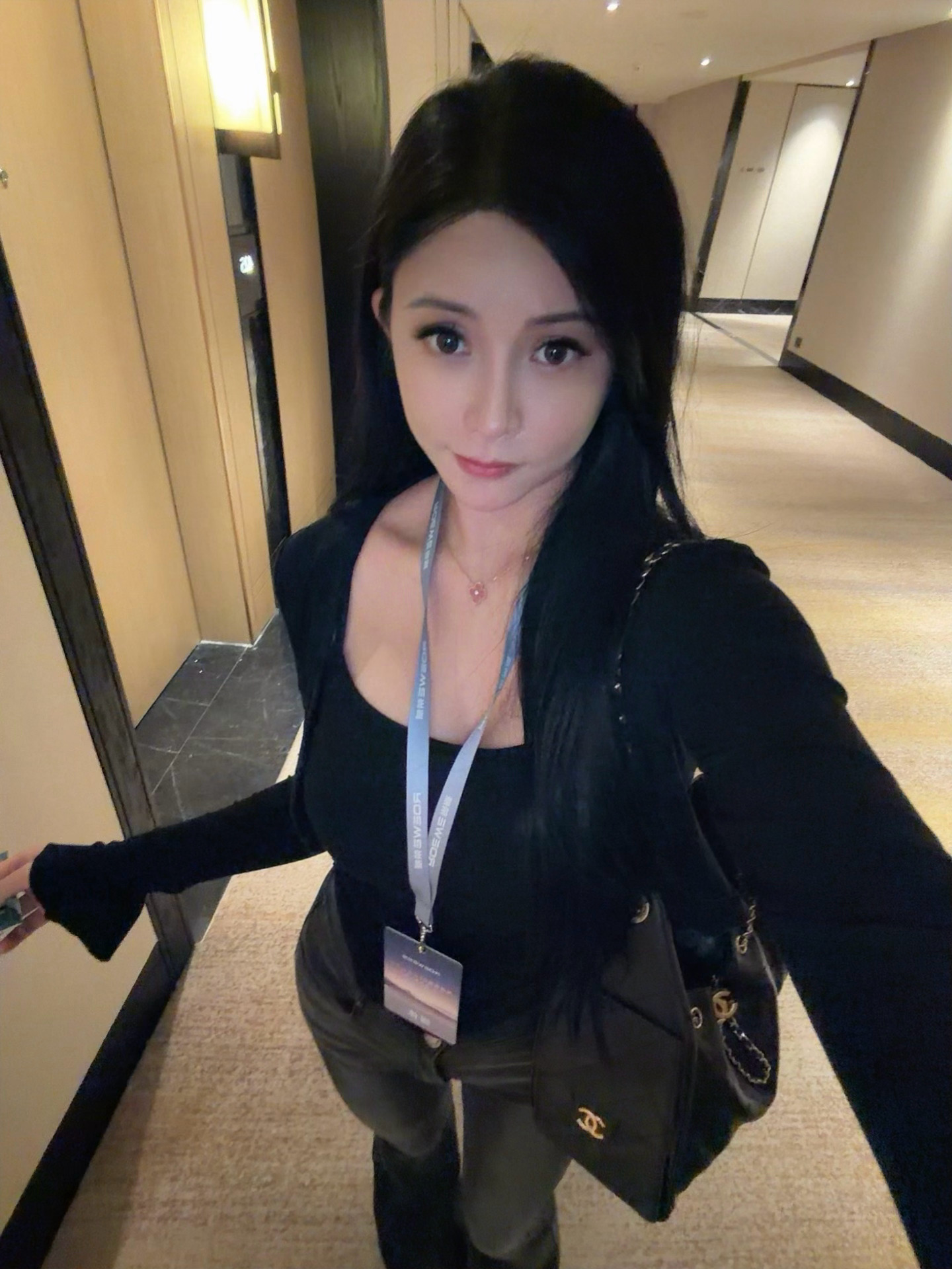 今天太早起了，回来酒店继续咪一下明天继续✈️成都。日常分享 上海