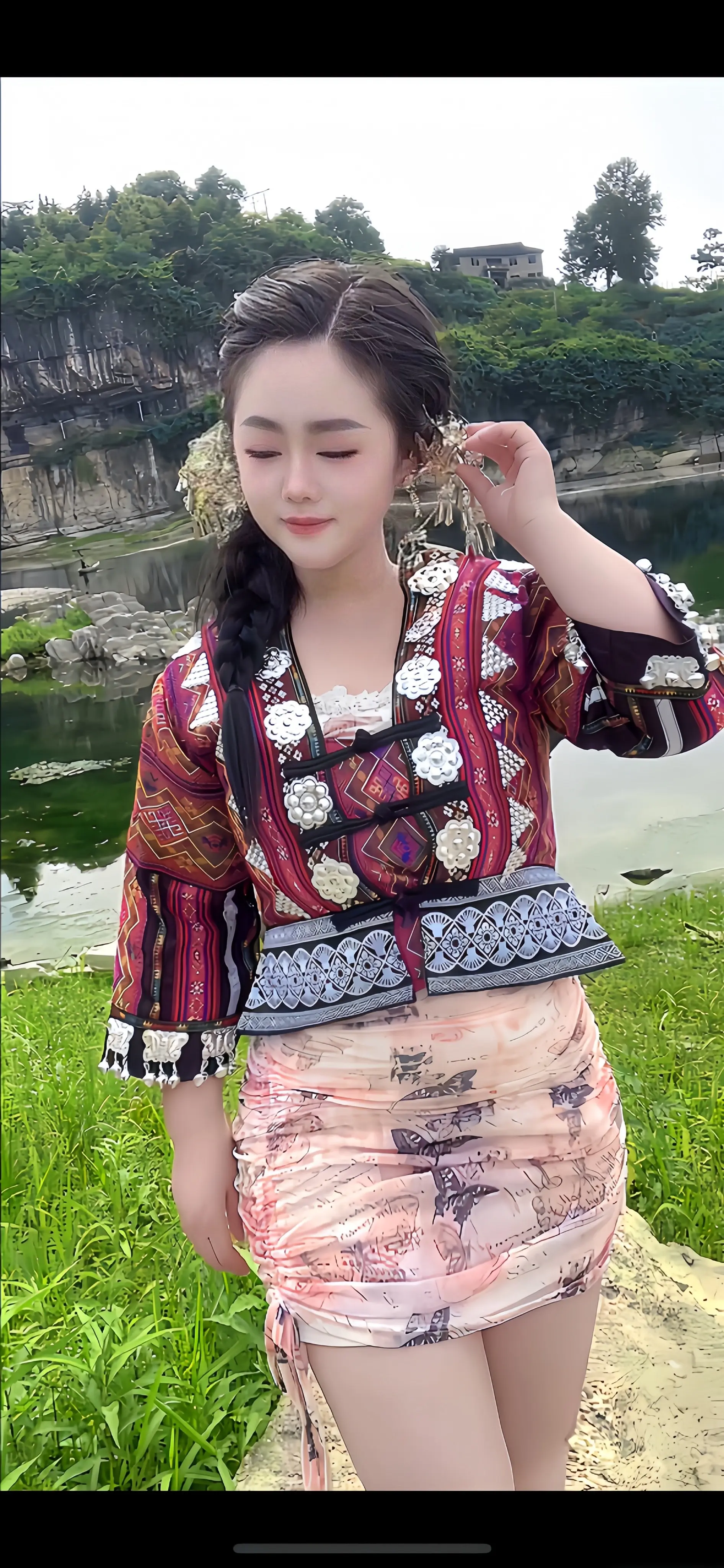 1997年属牛，过完这个年就30了，却还是缺少 30岁的城府，被人一暖...