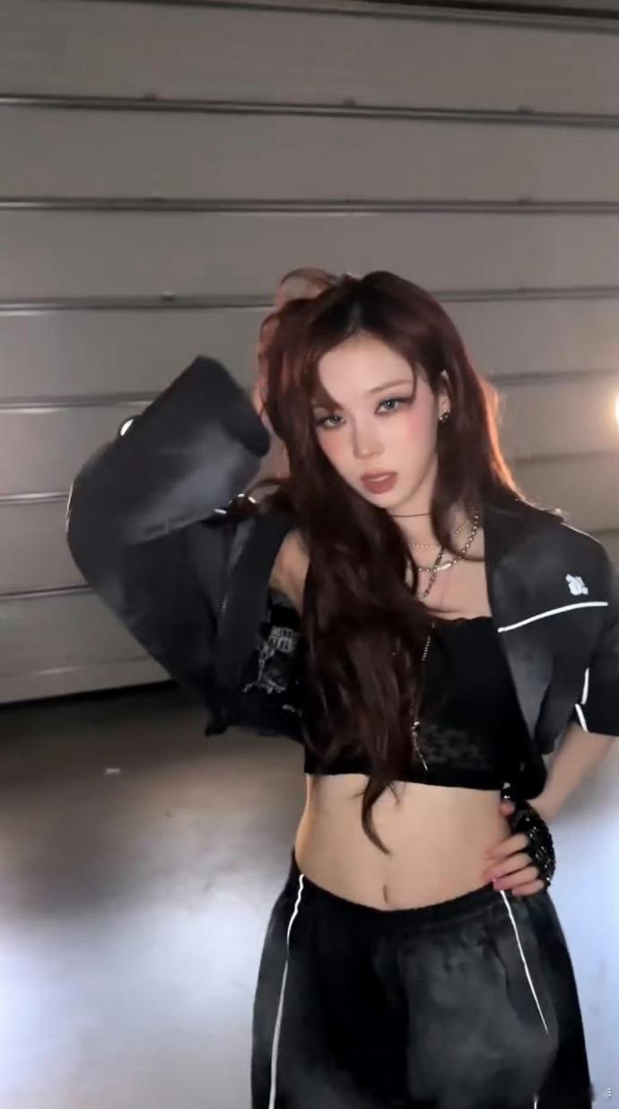 炡儿这个俊美 ​​​