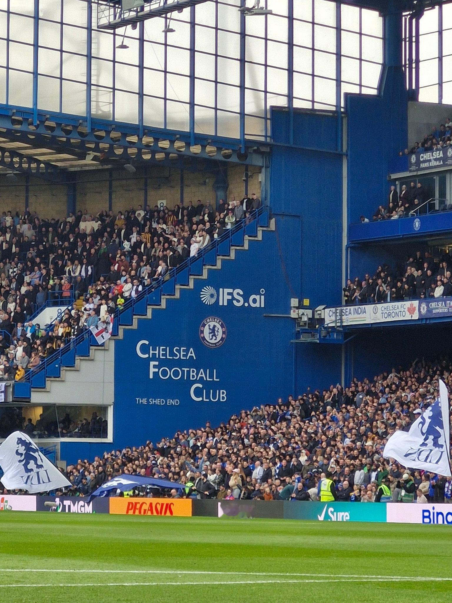 《The Athletic》近期发布了解读切尔西最新财报的专栏文章，数据显示，切