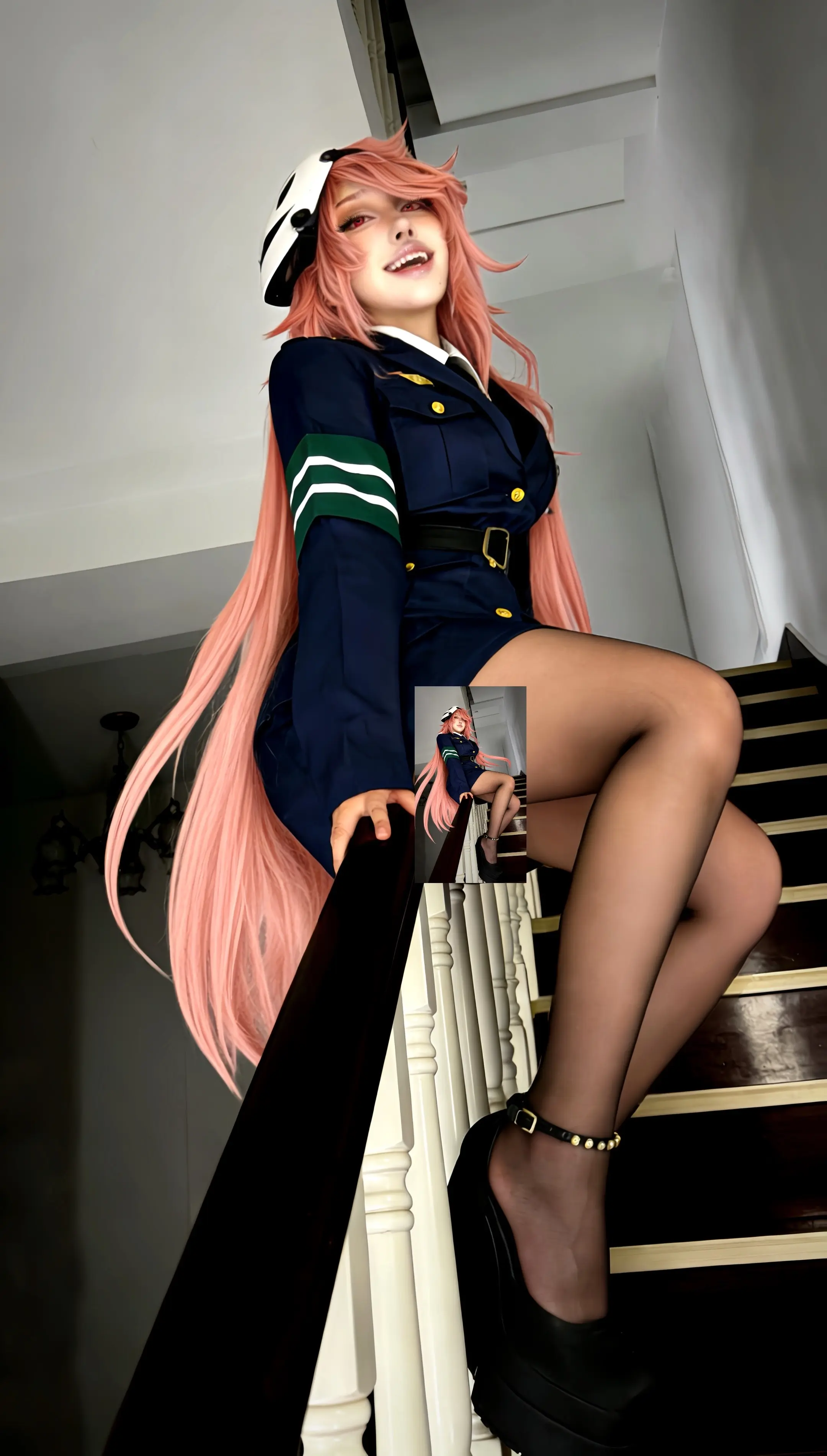 你别这么粘着你老公了 难道我不需要人陪吗。