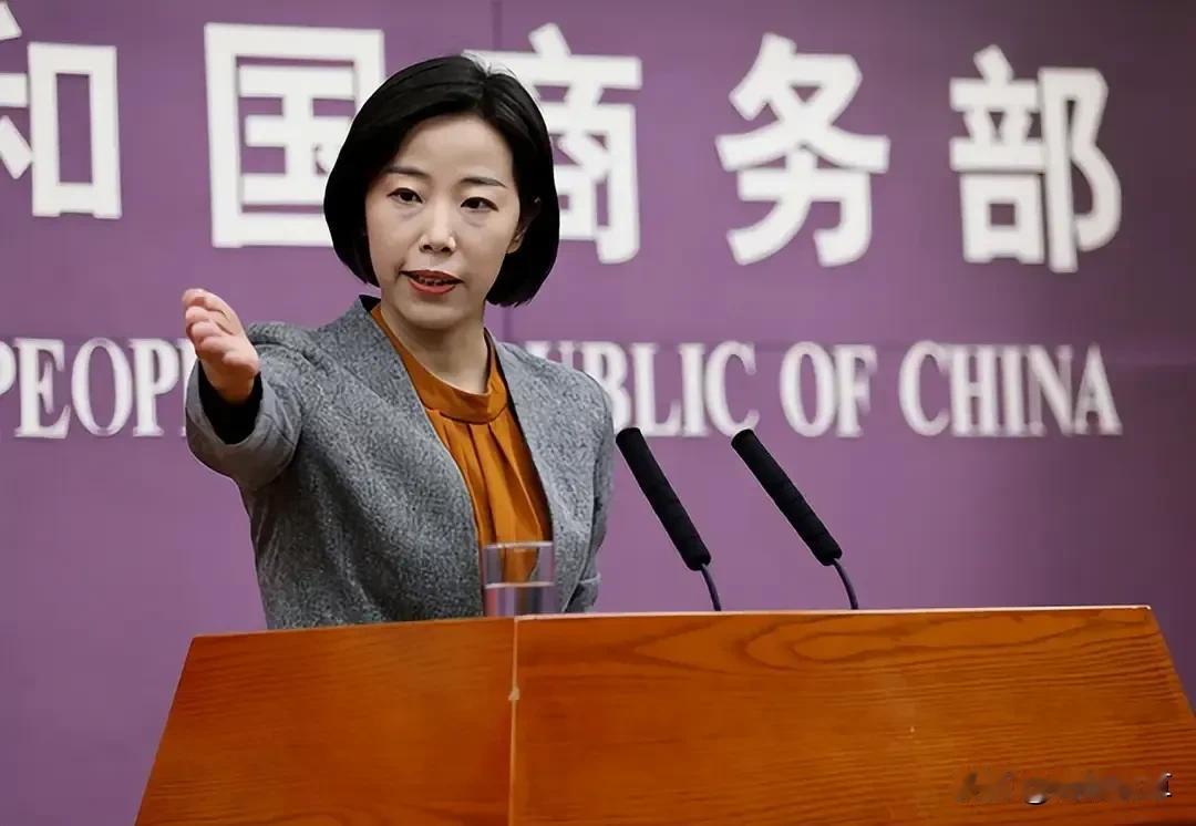 日本是彻底不装了，9月8日至10日，派出“跨党派议员团”窜访中国台湾，还特意把被