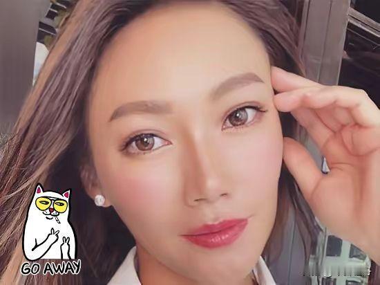 坏孩子有糖吃
乖孩子受委屈

张敬轩刚公开道歉“年少无知”，转身就成香港保安局正