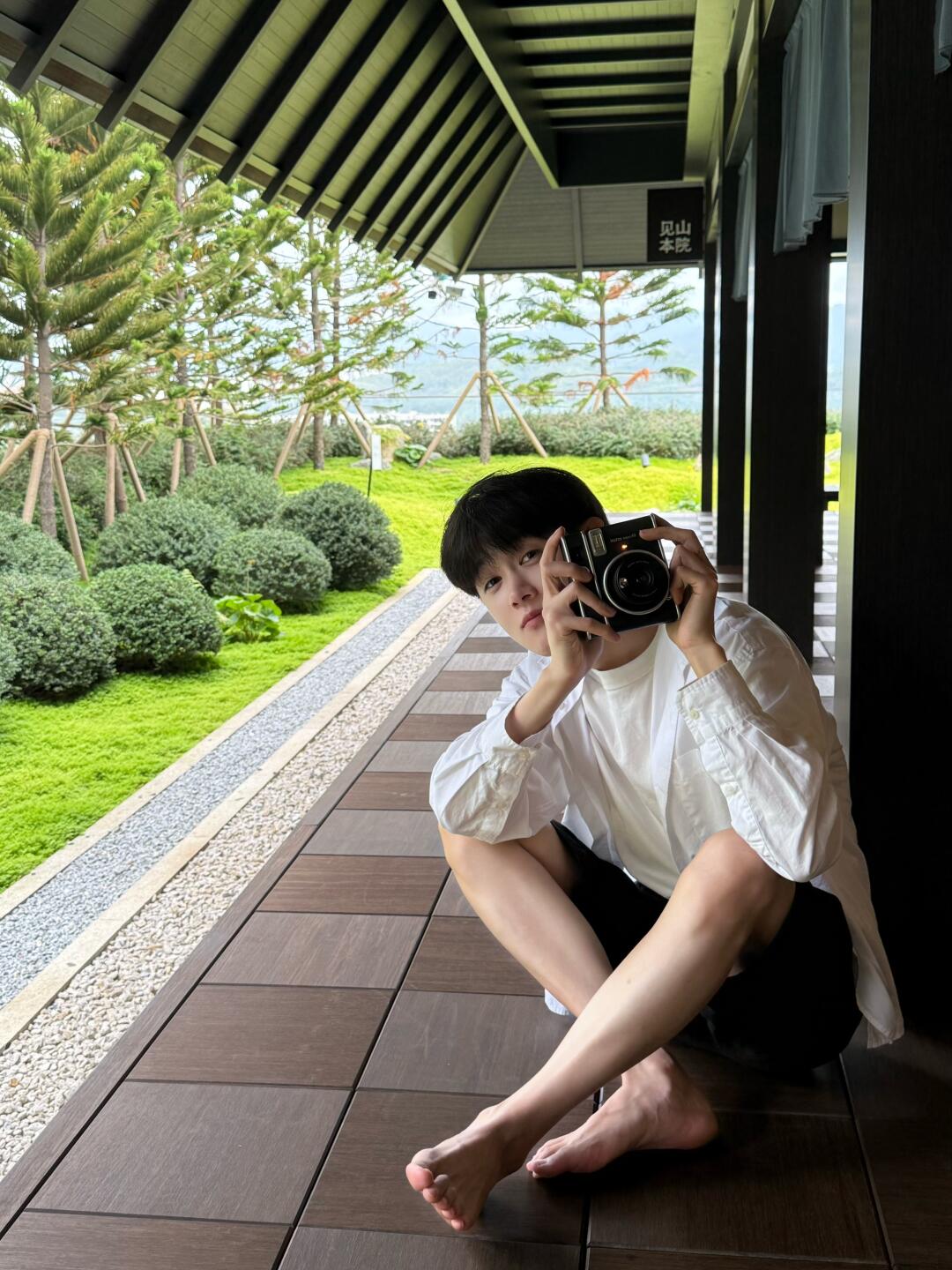 来拍照📷吧