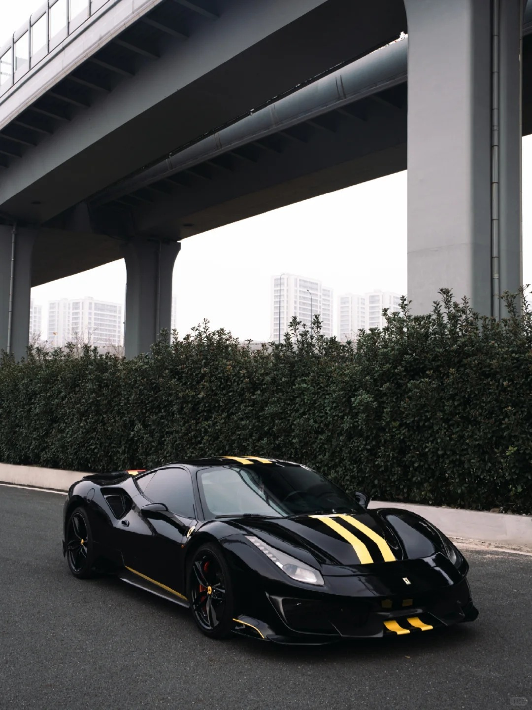 给你3年能不能拿下法拉利488？我反正不能车东车西