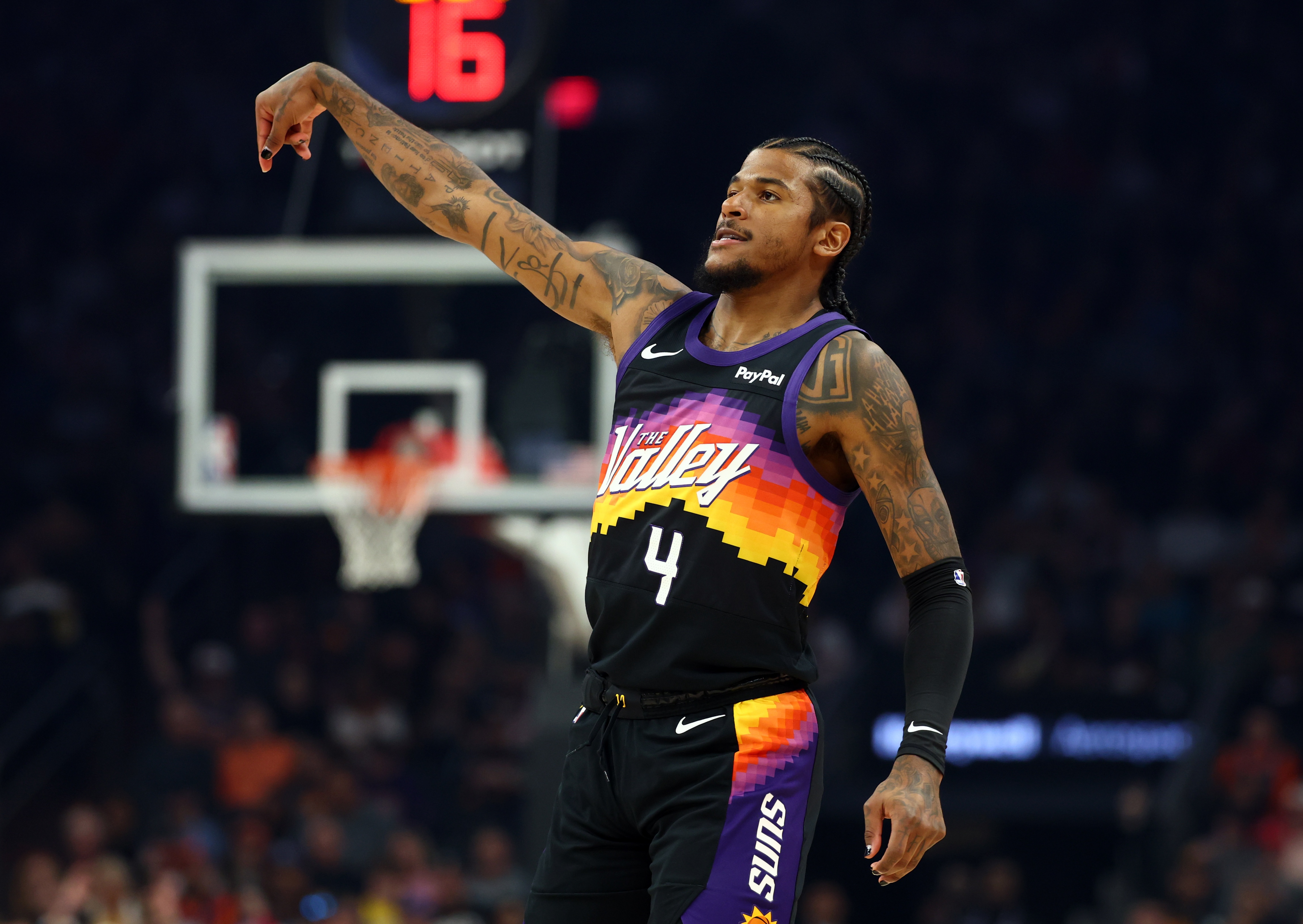 杰伦·格林：我一直都是能得分的人 但最近球就是投不进