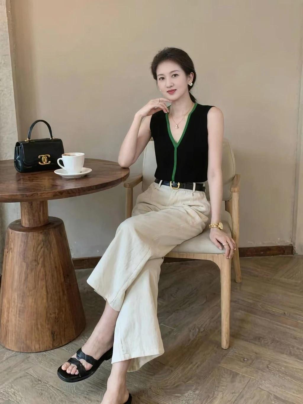 简约最时尚40岁女人如何穿出优雅魅力?