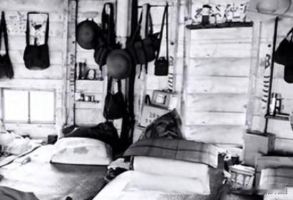 1990年，我国驻扎在南薰礁的11名战士突然失联，直到后续介入调查后，发现11名