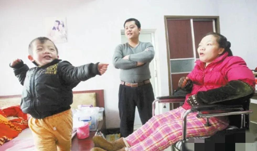 2008年，广西一位孕妇不幸成为植物人，丈夫本来是决定忍痛放弃孩子，但孕妇知道后