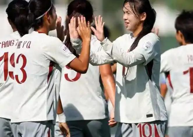 北京时间10月28日23：30，明晚U17女足世界杯1/8决赛开打，赛程如下：