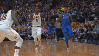 真是太帅了
NBA赛场一大奇观
詹姆斯是怎么做到这种境界的？