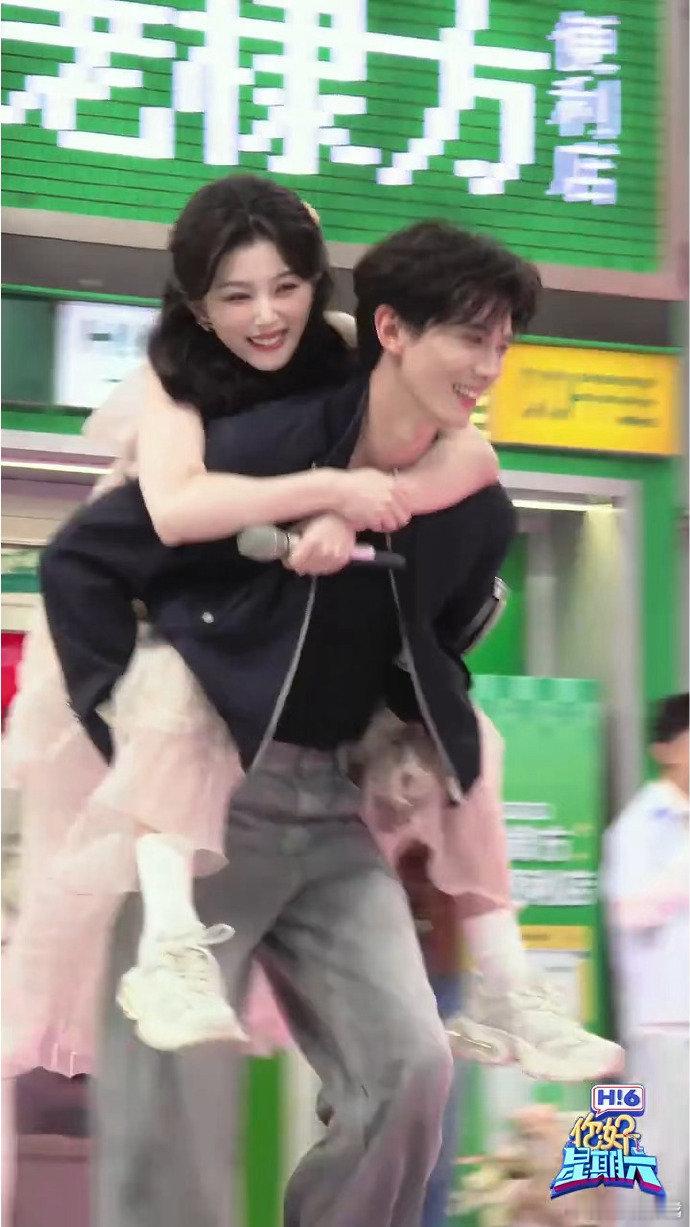 孔雪儿邓凯cha了sexback孔雪儿邓凯连双人舞都在强制爱你好星期六双人舞氛围