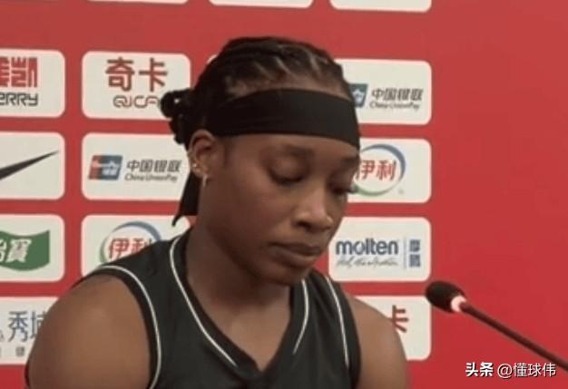 尼日利亚女篮卡鲁谈张子宇：

“张子宇真的是一个特别的存在，你很难在女篮球员中，