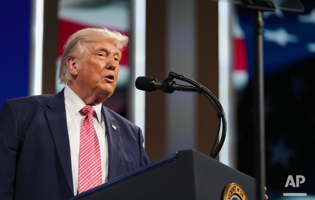 突发新闻： 美国媒体华尔街日报援引美国官员消息报道，特朗普总统已告知助手，即便霍