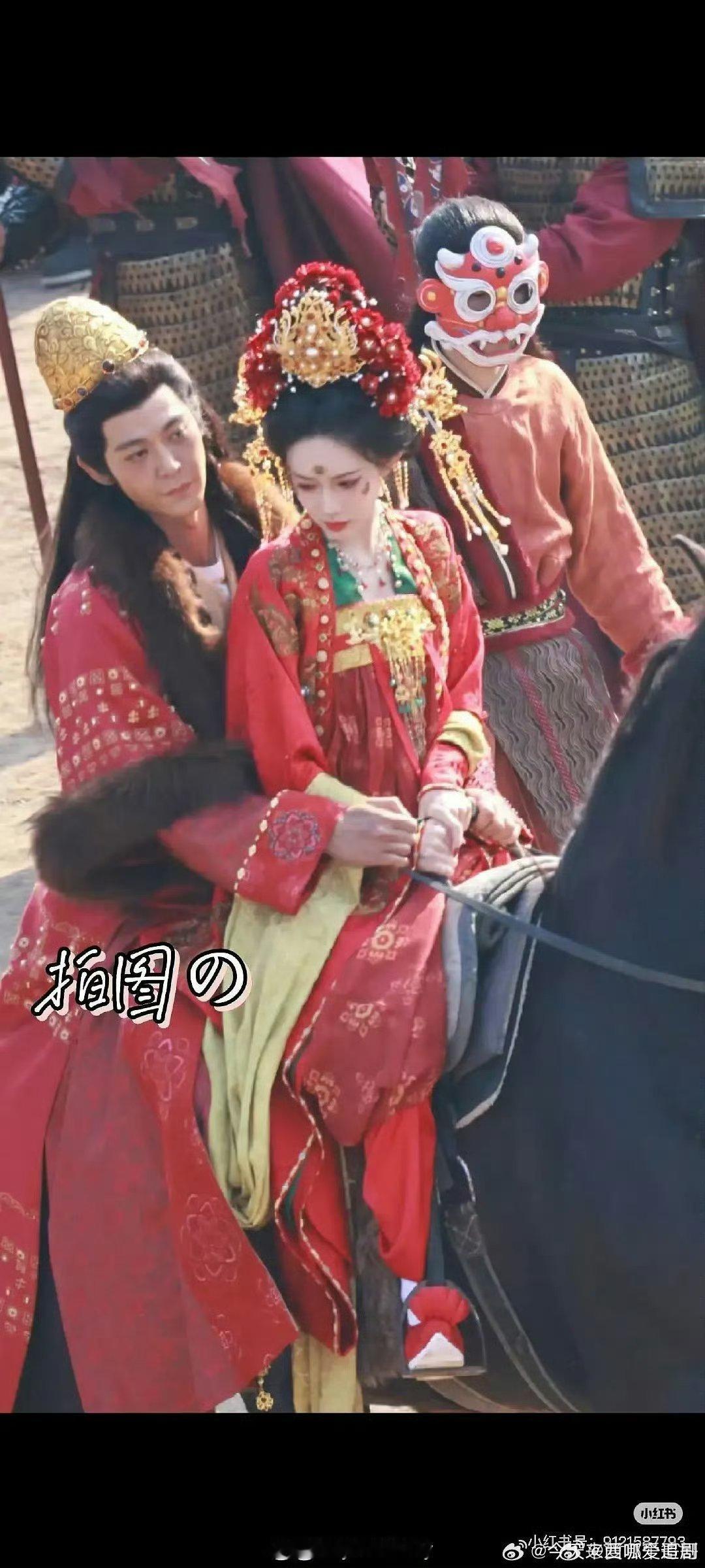 我的天，美女与___这是个什么剧情？这不是男主吧？这男的谁啊？ 