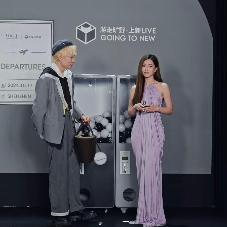 天猫小黑盒也是好起来了，和窝瓜都合作上了～还有热爱旅行的文咏珊。不仅走过了祖国的