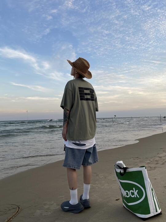海边真的太适合放空了🌊