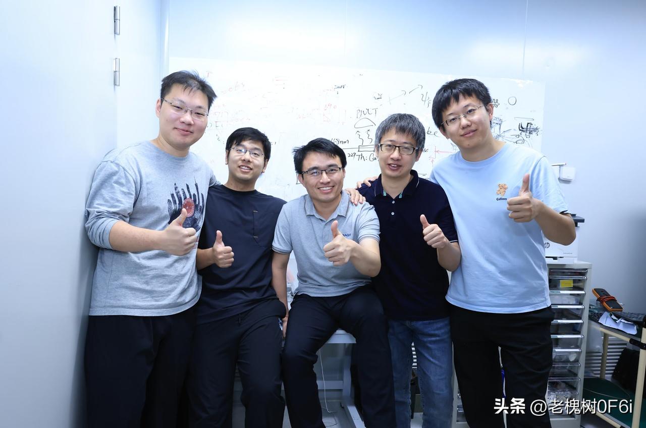 我国研制出钍‑229核光钟实现稳定运行，又一项世界级遥遥领先
 
　　前面我们介