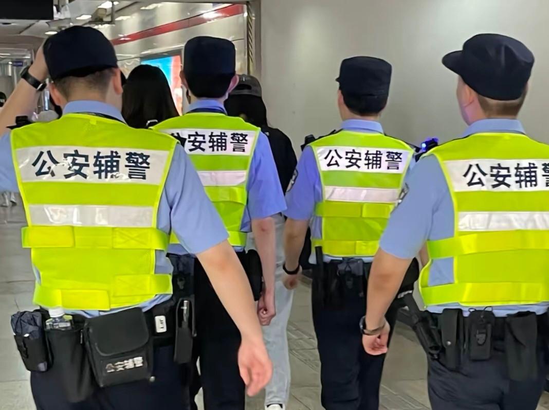 快来看看我新换的主页背景吧