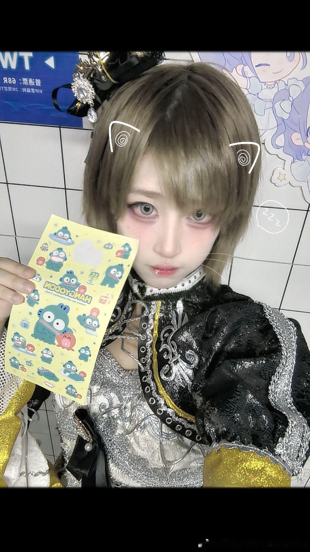 这些这些都会出现在你们的背签上 ​​​