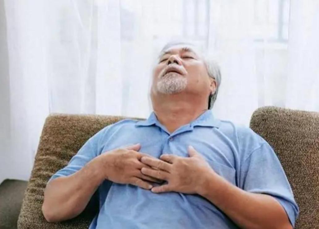 戒烟成功后，肺能否恢复正常？医生建议：戒烟别超过这个岁数。
 
烟龄二三十年的中